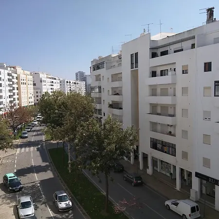 Zen - Two Bed In Quarteira