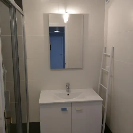 Zen - Two Bed In *